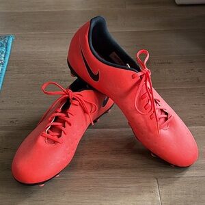 Nike Orange Magista Soccer Shoes sz M11.5